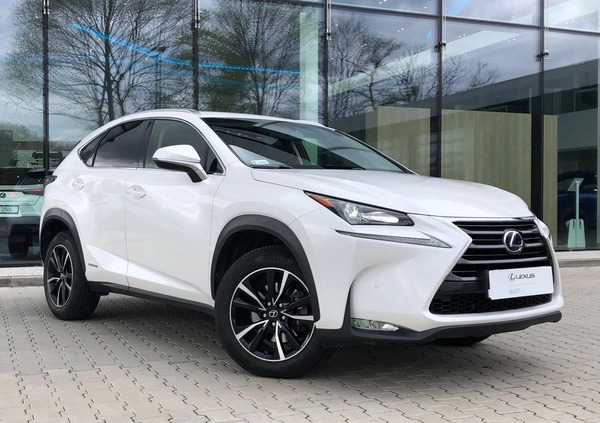 Lexus NX cena 117900 przebieg: 75709, rok produkcji 2015 z Myślibórz małe 596